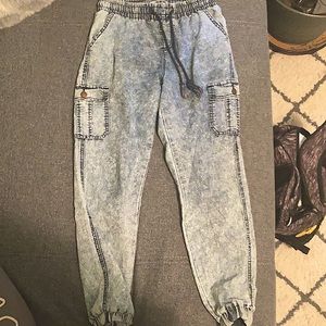Jess Light wash Joggers